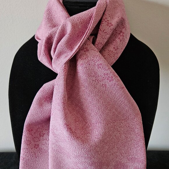 Japanese Kimono Scarf S4320 - Orchid Color Poly with Tiny Print - Picture 2 of 6